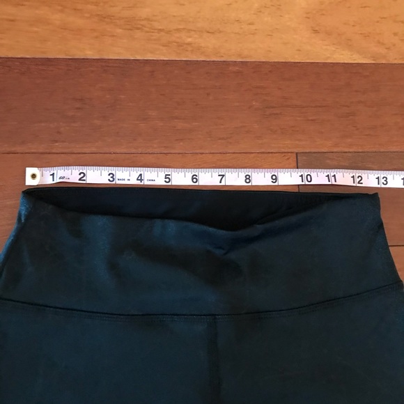 RBX Women Cropped Leggings. - Picture 5 of 8